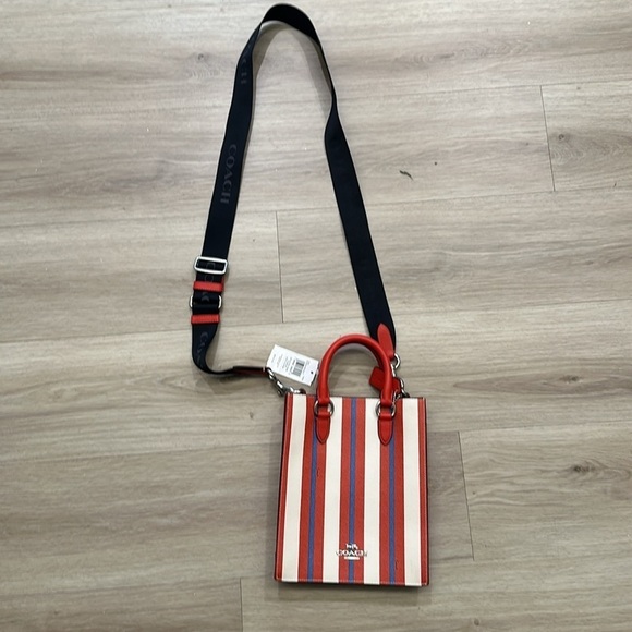 Coach
DYLAN TOTE BAG WITH STRIPE PRINT - Picture 5 of 13